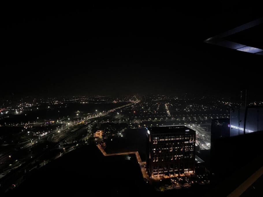 Apartment Elegant Escape Suite-40th Floor New Delhi